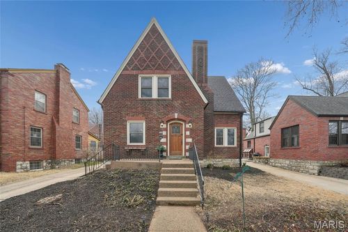 7106 Stanford Ave, University City, MO, 63130-2335 | Card Image