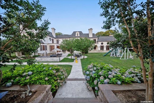 Back Property | Image 21
