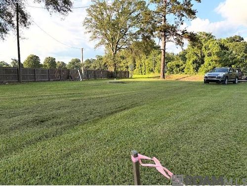 20450 Highway 77, Grosse Tete, LA, 70740-3419 | Card Image