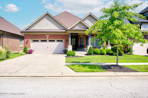 7503 Pavilion Park Rd, Louisville, KY, 40214-2001 | Card Image