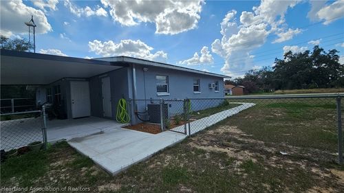 1970 Zenith Rd, Avon Park, FL, 33825-8021 | Card Image