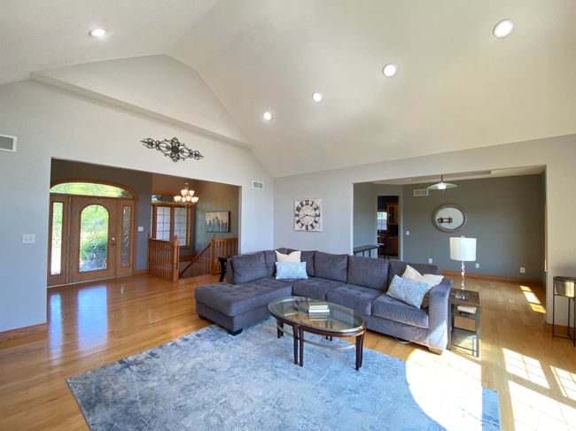 13202 N Kelstadt Rd, House other with 3 bedrooms, 4 bathrooms and null parking in Brimfield IL | Image 12