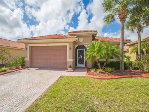 6360 Astor Pl, Vero Beach, FL, 32966-6483 | Card Image
