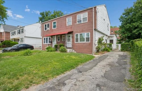 61 N Fulton Ave, Mount Vernon, NY, 10550-1642 | Card Image