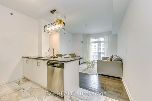 403-2490 Old Bronte Rd, Oakville, ON, L6M0Y5 | Card Image