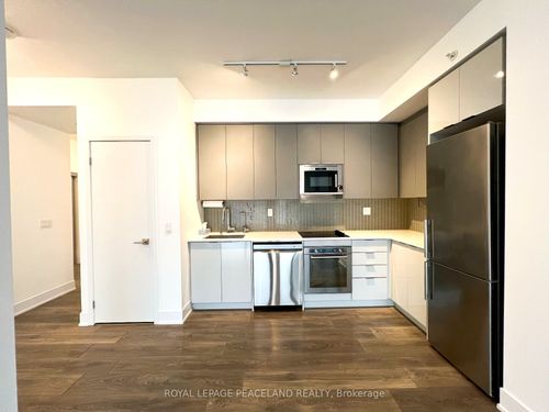 2002-2908 Highway 7, Vaughan, ON, L4K0K5 | Card Image