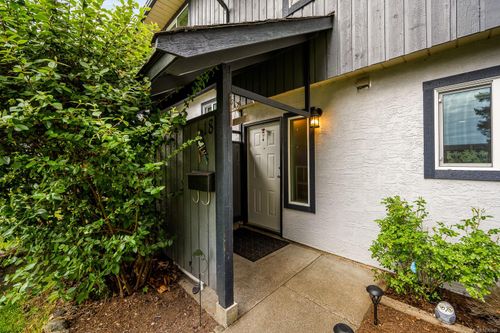 18-158 Back Rd, Courtenay, BC, V9N3W6 | Card Image