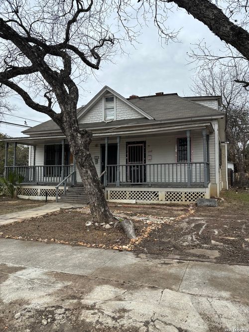 204 Piedmont Ave, San Antonio, TX, 78203-1127 | Card Image