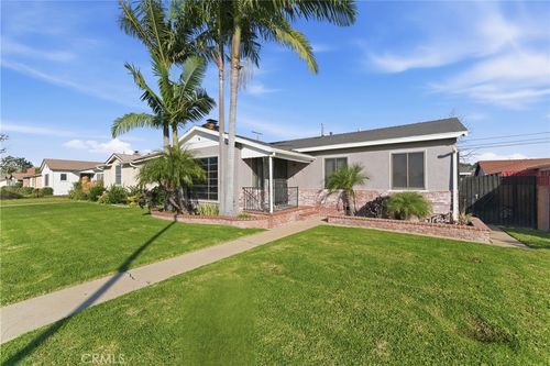 9716 S Van Ness, Los Angeles, CA, 90047 | Card Image