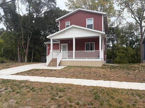 716 Leonard Ave, Muskegon, MI, 49442-1237 | Card Image