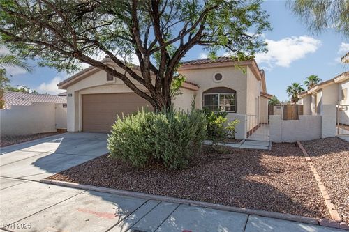 8057 Broken Spur Ln, Las Vegas, NV, 89131-4512 | Card Image