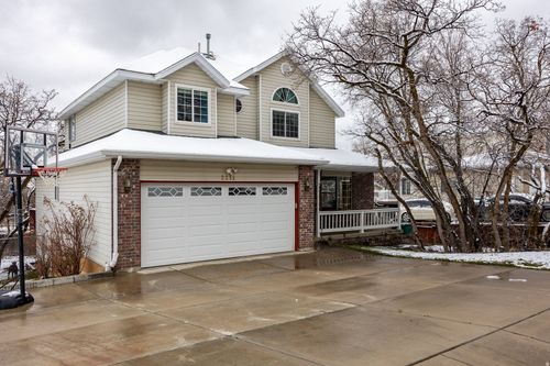 2231 N Valley View Dr, Layton, UT, 84040 | Card Image