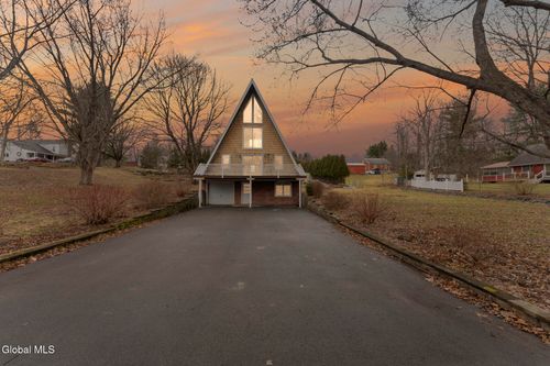1 Keyes Ln, Troy, NY, 12180-8828 | Card Image