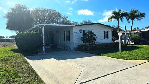 537 Charlemagne Blvd, NAPLES, FL, 34112-7044 | Card Image