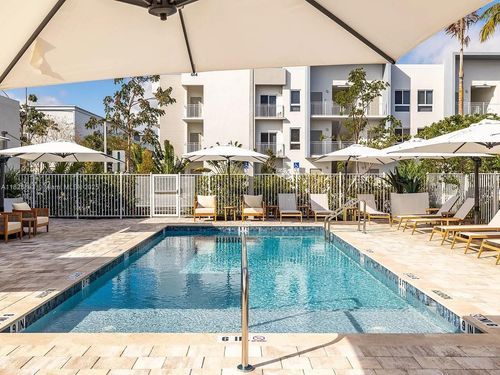 apt-101-610 Ne 2nd St, Dania Beach, FL, 33004-3408 | Card Image