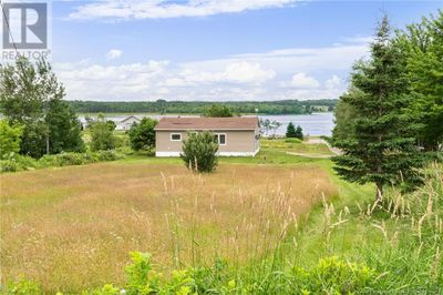 17 River Rd, Home with 3 bedrooms, 1 bathrooms and null parking in Cocagne NB | Image 2