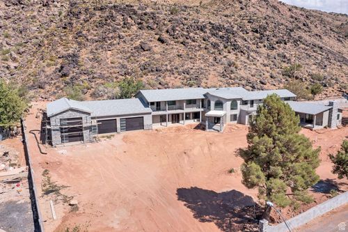 476 E Spring Dr, Toquerville, UT, 84774-7736 | Card Image