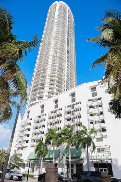3611-1750 N Bayshore Dr, Miami, FL, 33132-3203 | Card Image