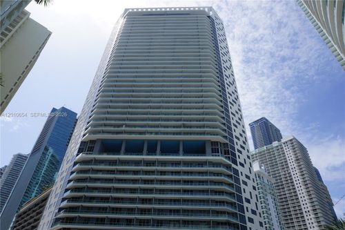 1904-1300 Brickell Bay Dr, Miami, FL, 33131-3389 | Card Image