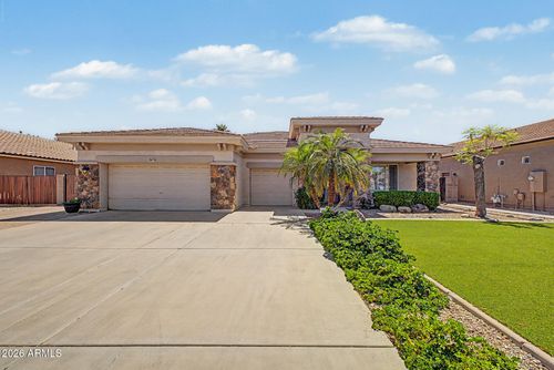 9749 W Bent Tree Dr, Peoria, AZ, 85383-8735 | Card Image