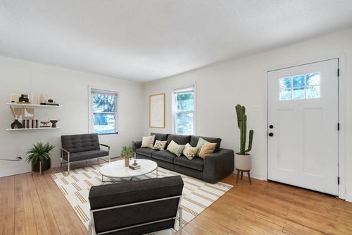 224 S Hampton Dr, Spartanburg, SC, 29306-5203 | Card Image