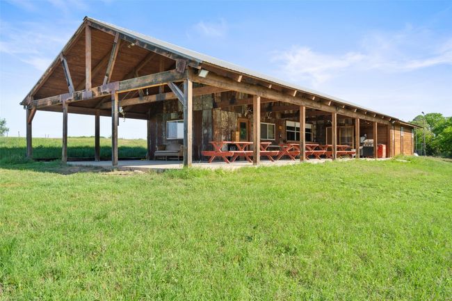 963 Fm, Home with 4 bedrooms, 3 bathrooms and null parking in Briggs TX | Image 8