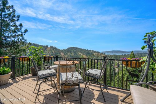 3106 E Fernan Hill Rd, Coeur D Alene, ID, 83814-7564 | Card Image