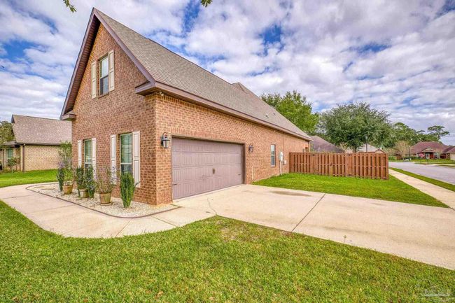 887 Legacy Oaks Dr, House other with 4 bedrooms, 4 bathrooms and 2 parking in Pensacola FL | Image 6