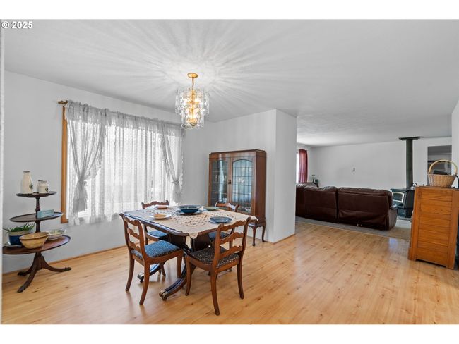 814 Sw 44 Th St, House other with 5 bedrooms, 2 bathrooms and null parking in Pendleton OR | Image 18