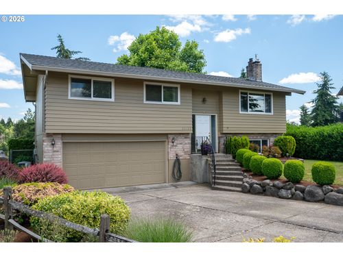 23120 Se Naomi Ct, Damascus, OR, 97089-8223 | Card Image