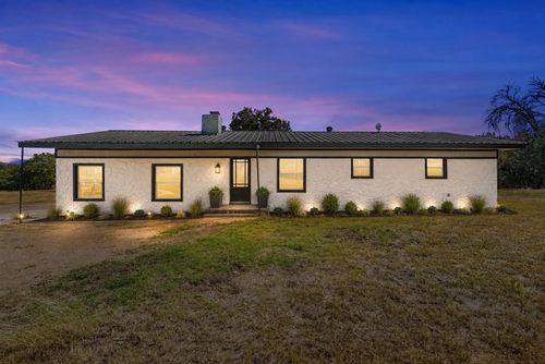 170 High Ridge Dr, Azle, TX, 76020-1032 | Card Image