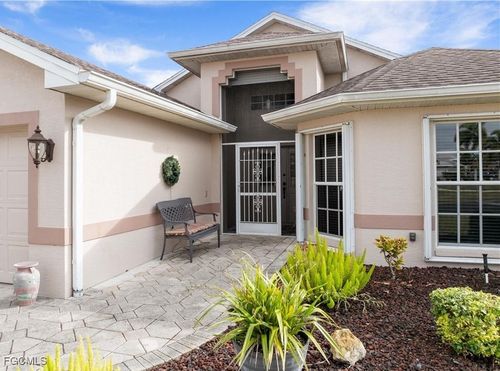 17500 Plumera Ln, NORTH FORT MYERS, FL, 33917-2000 | Card Image