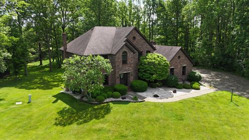 80 Hillcrest Estates Dr, Batesville, IN, 47006-9589 | Card Image