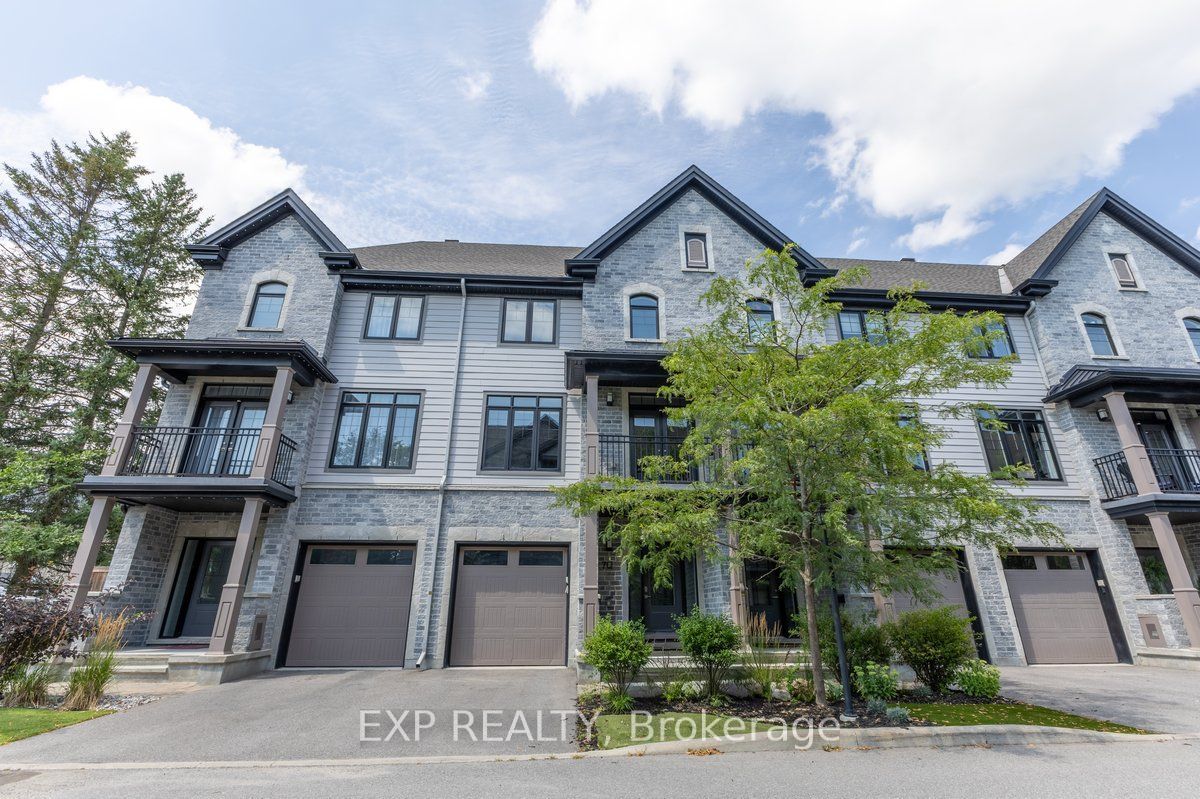 Residential in Stittsville - Munster - Richmond