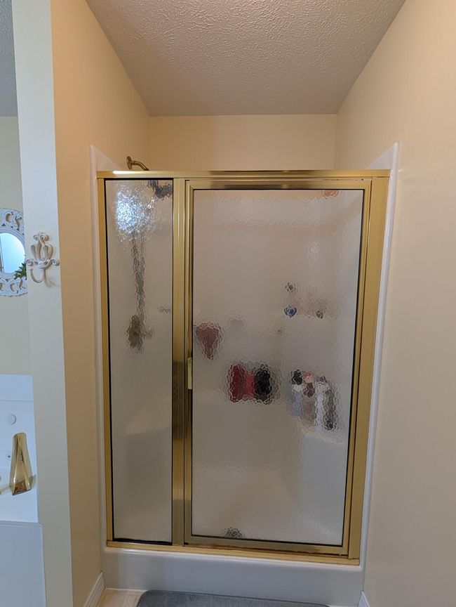 Walk-In Shower | Image 46