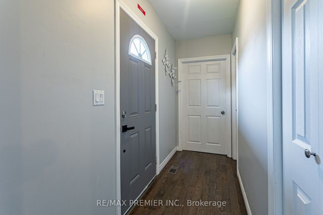45 Wellington St, House other with 4 bedrooms, 2 bathrooms and 3 parking in Port Burwell ON | Image 4
