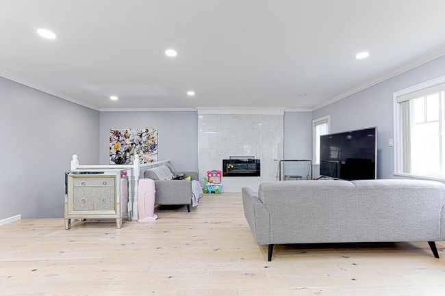 1257 Nestor St, House other with 6 bedrooms, 4 bathrooms and 2 parking in Coquitlam BC | Image 8