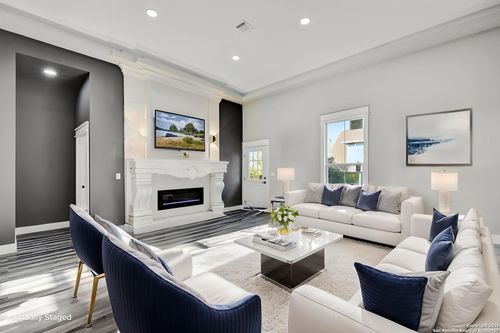 131 Friendlywood Dr, Canyon Lake, TX, 78133 | Card Image