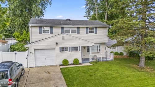 62 Grace Dr, Old Bridge, NJ, 08857-2547 | Card Image