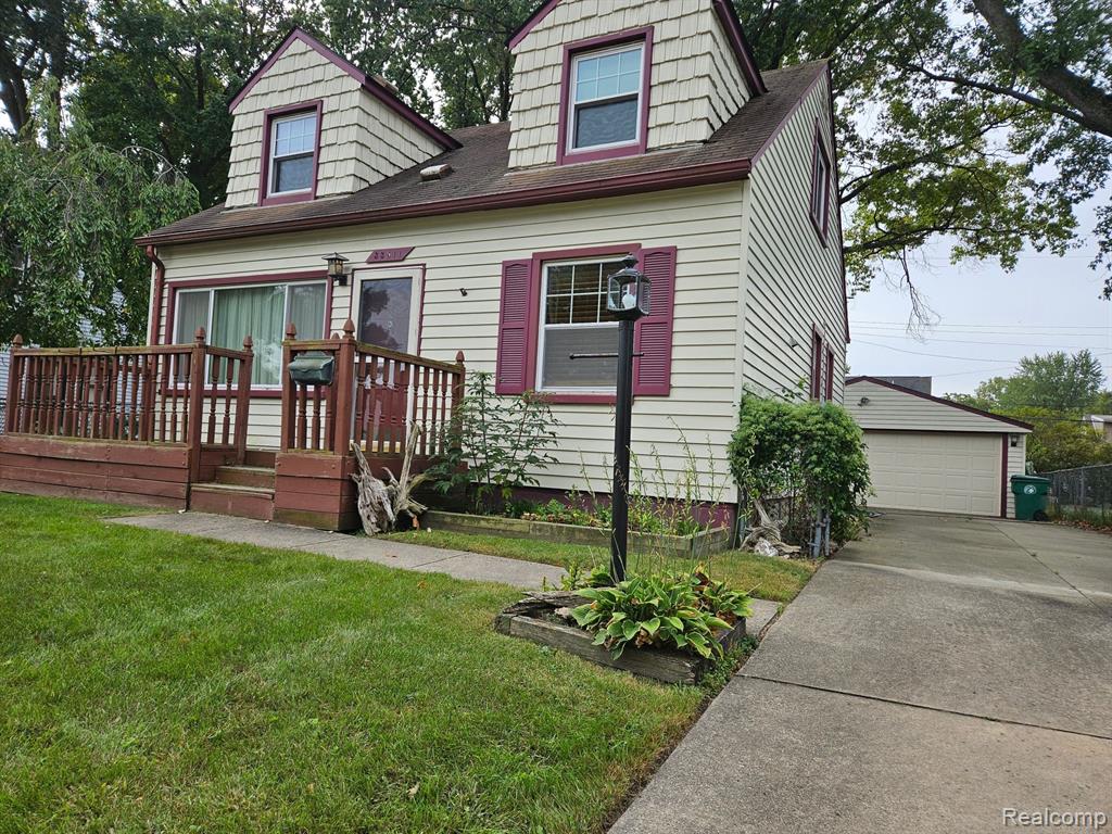 Hennepin St, Garden City, MI 48135