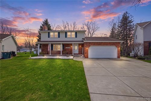 35 Forbes Ct, North Tonawanda, NY, 14120-1830 | Card Image