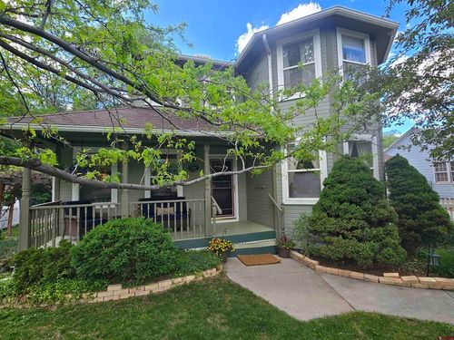1227 S 2nd St, Montrose, CO, 81401-4135 | Card Image