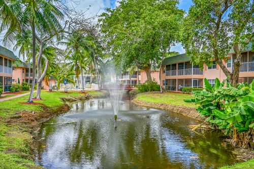 apt-h105-760 Se 2nd Ave, Deerfield Beach, FL, 33441-5422 | Card Image