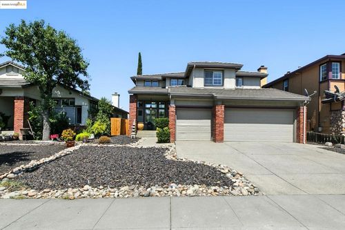2201 Mark Twain Dr, Antioch, CA, 94531-8305 | Card Image