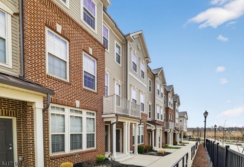 29 Robeson St, Somerville, NJ, 08876-3268 | Card Image