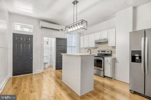 617 N Linwood Ave, BALTIMORE, MD, 21205-2706 | Card Image