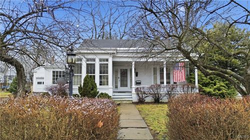 31 W Main St, Mohawk, NY, 13407-1042 | Card Image