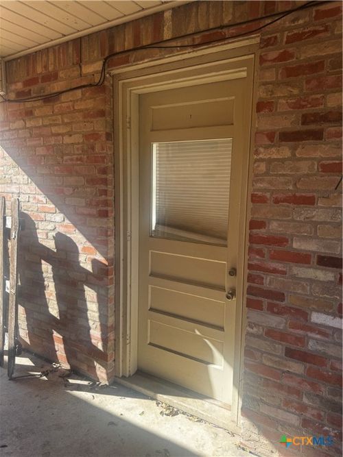 a-1511 Old Ranch Road 12, San Marcos, TX, 78666-2921 | Card Image