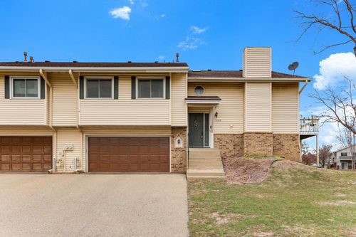 1000 Aston Cir, Burnsville, MN, 55337-6712 | Card Image