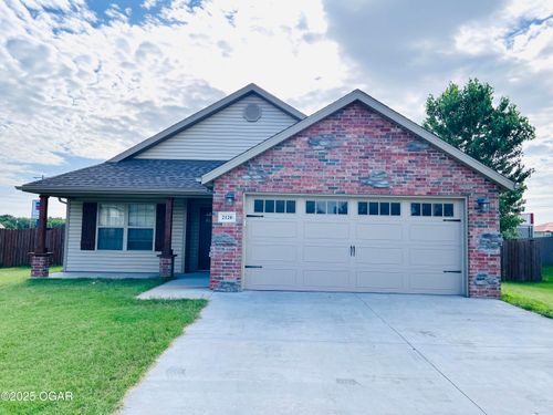 2120 Park Pl, Joplin, MO, 64804-1149 | Card Image